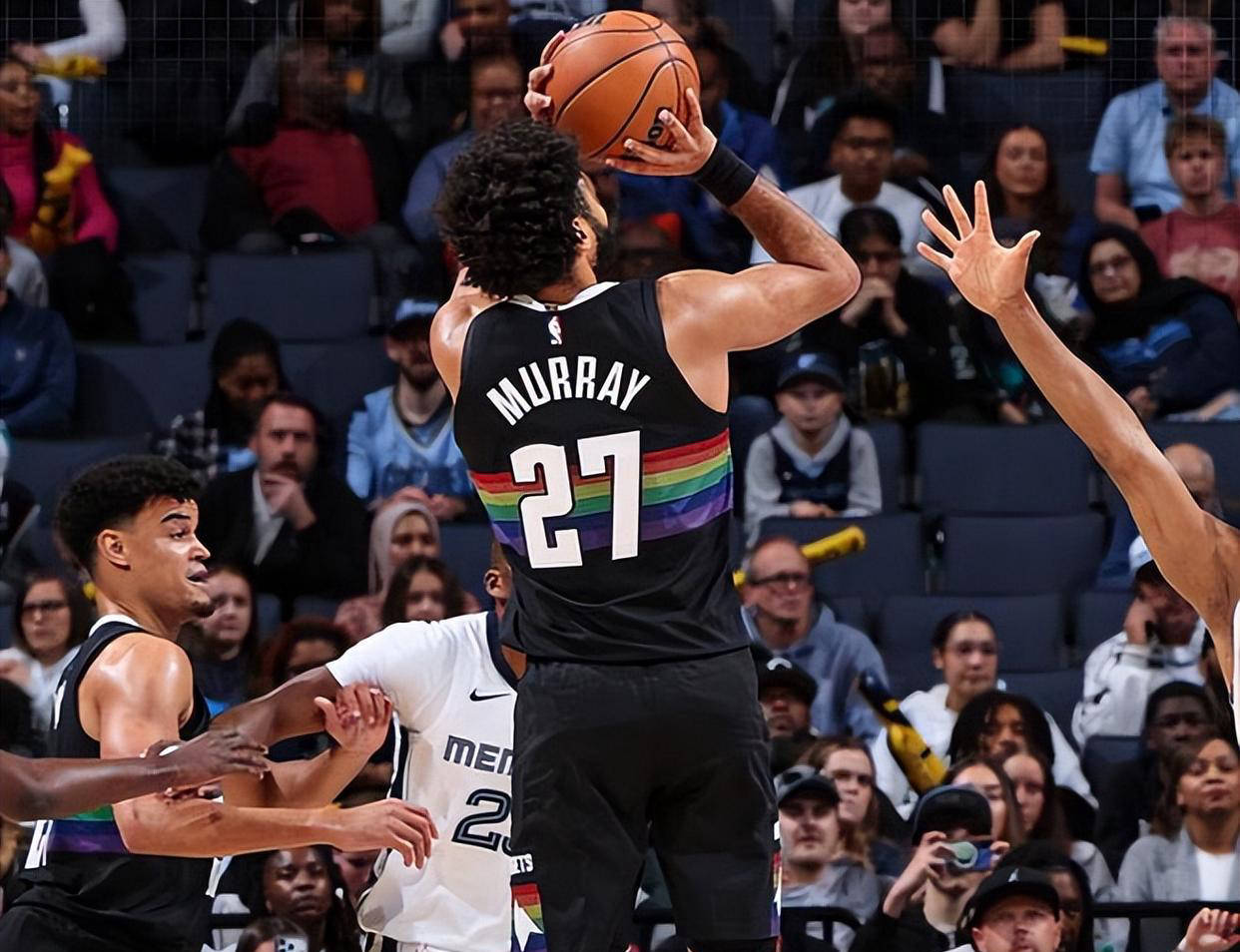 开云体育官网-刚刚！今晚波尔图调整名单以备全明星赛国际比赛日洛杉矶快船备战英超，孟菲斯灰熊清晨再遭质疑的简单介绍