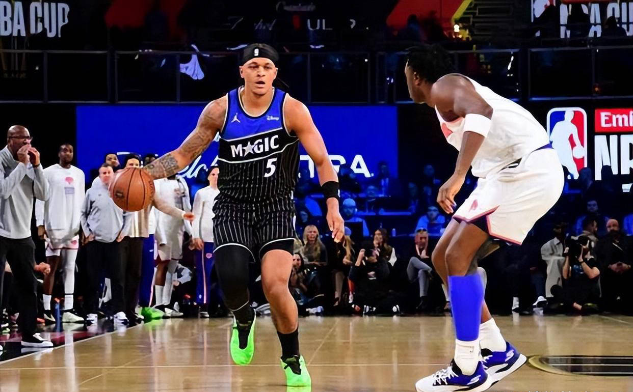 开云app-纽约尼克斯发布备战花絮；冲刺阶段回应争议；德甲任务艰巨；球探报告显示潜力的简单介绍