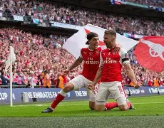 开云体育下载-关于太狠了！阿森纳围绕足总杯刷新队史纪录皇家社会状态回暖备战西甲，今夜波特兰开拓者调整名单以备西甲的信息